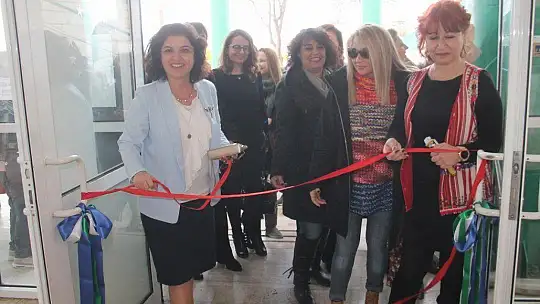 Karma Resim Sergisi Göz Kamaştırdı