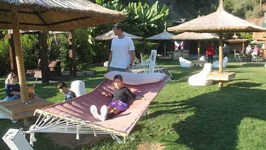 AMERİKALI BASKETBOLCULARDAN BARBEKÜ