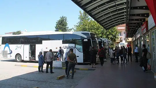 Otogarda hareketlilik yaşandı