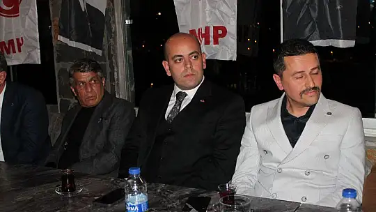MHP'li adaylar iftar yemeğinde buluştu