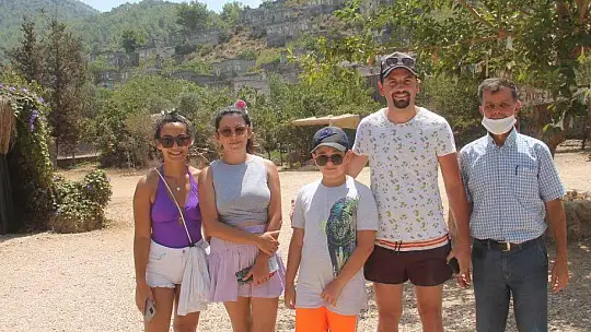 Kayaköy kiliselerinin açılması isteniyor