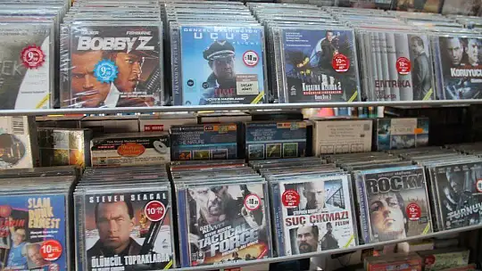 Dijital platformlara rağmen mesleğini sürdürüyor 