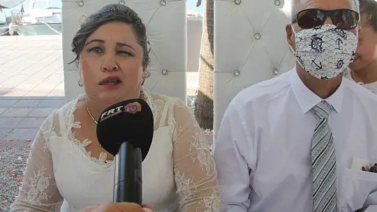 GÖRME ENGELLİ ÇİFT GÖNÜLLERİNİ BİRLEŞTİRDİ 