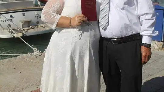 GÖRME ENGELLİ ÇİFT GÖNÜLLERİNİ BİRLEŞTİRDİ 