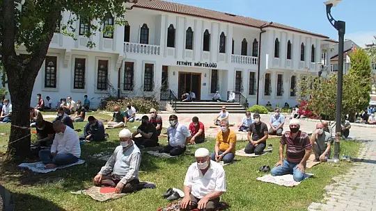 Fethiye'de Cuma Namazı İkinci Kez Kılındı 
