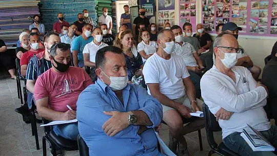 ÇALIŞ PLAJINDAKİ TURİZMCİLERE COVİD-19 BİLGİLENDİRİLMESİ