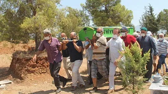 AK PARTİLİ KOCAKÖSE AĞABEYİNİ KAYBETTİ