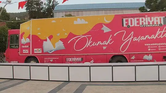 Edebiyat Otobüsü'nün ilk durağı Fethiye