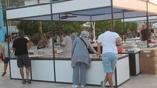 Edebiyat Otobüsü'nün ilk durağı Fethiye