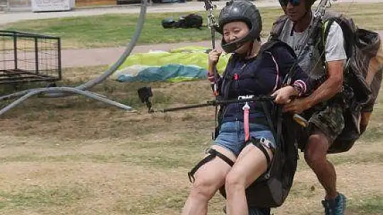 YAMAÇ PARAŞÜTÜNDE İLK MÜŞTERİLER ÇİNLİ