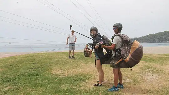 YAMAÇ PARAŞÜTÜNDE İLK MÜŞTERİLER ÇİNLİ