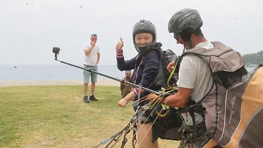 YAMAÇ PARAŞÜTÜNDE İLK MÜŞTERİLER ÇİNLİ