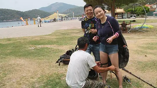 YAMAÇ PARAŞÜTÜNDE İLK MÜŞTERİLER ÇİNLİ