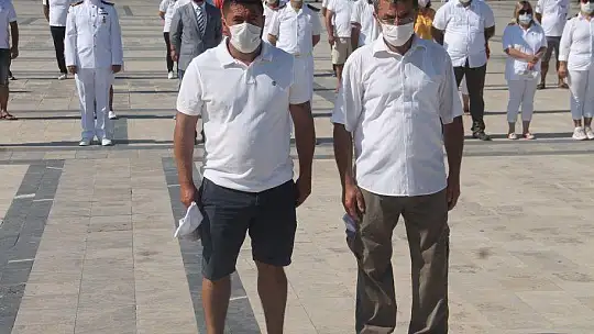 Fethiye'de çelenk sunma töreni yapıldı