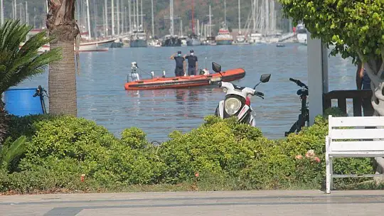 Fethiye'de çelenk sunma töreni yapıldı