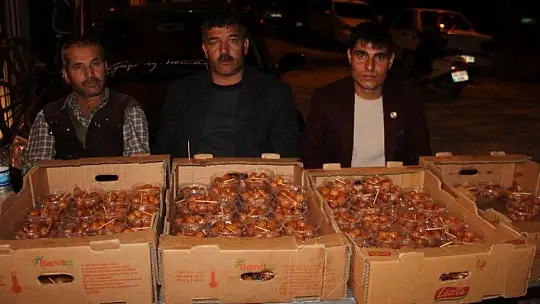 Karaçulha Gönüllüleri Derneği'nden şehitlerimize saygı 