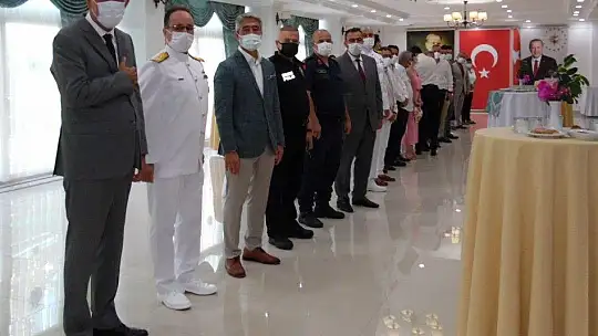 Marmaris Kaymakamı Aksoy, Halkla Yüz Yüze Bayramlaştı