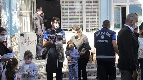 Kendileri küçük yürekleri büyük