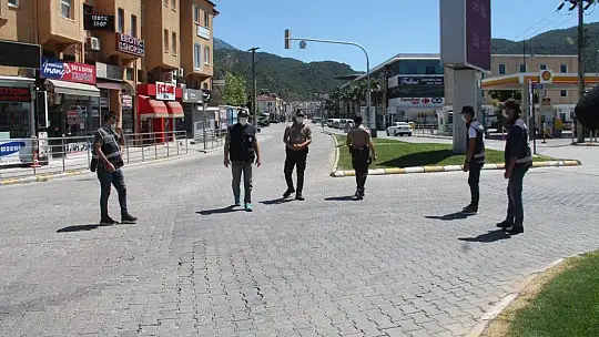 Sokağa Çıkma Kısıtlamasında İlk Gün