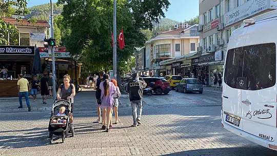 FETHİYE'DE TRAFİK ÇALIŞMALARI YOĞUNLAŞTI