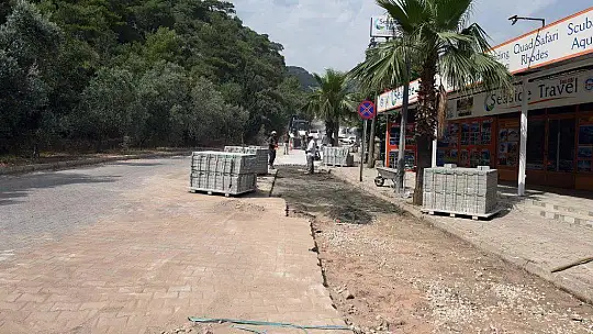 Ölüdeniz'de Yol Tamiratları Başladı