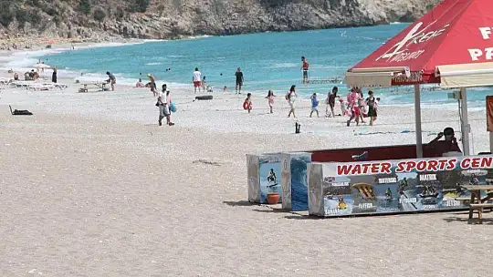 KISITLAMA BİTTİ, ÖLÜDENİZ'E KOŞTULAR