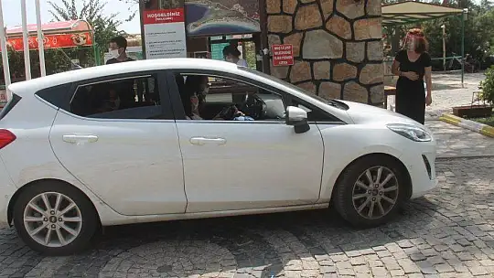 KISITLAMA BİTTİ, ÖLÜDENİZ'E KOŞTULAR