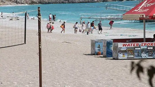 KISITLAMA BİTTİ, ÖLÜDENİZ'E KOŞTULAR