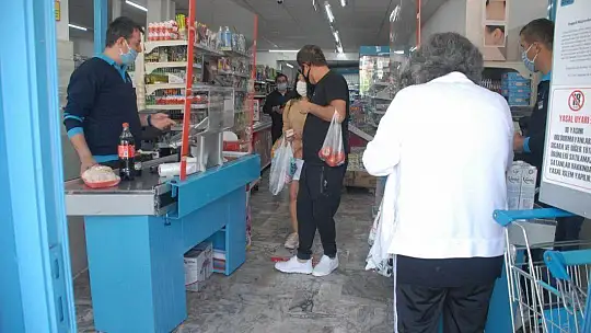 Halk Marketlere Koştu