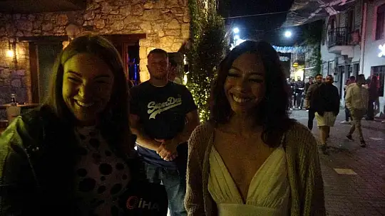 Marmaris'te eğlence sokağa taştı