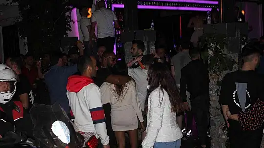 Marmaris'te eğlence sokağa taştı