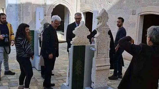 MENTEŞEOĞULLARINDA MEVLEVİLİK İZLERİ
