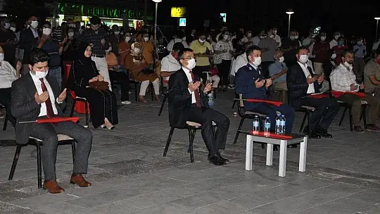 Milas geceyi Meydan'da geçirdi