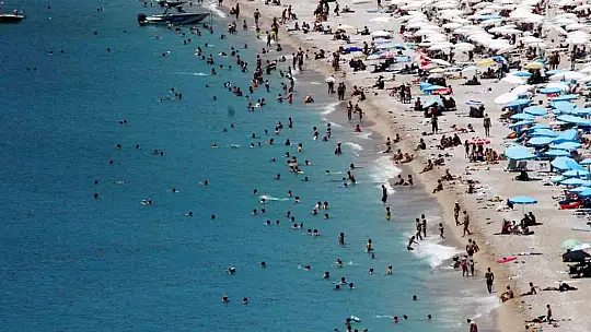 Ölüdeniz'de bayram yoğunluğu
