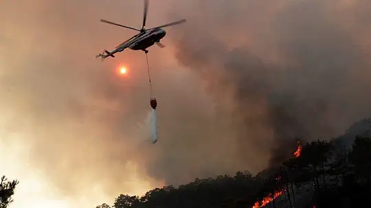 Orman yangınlarında 6 uçak 39 helikopter görev aldı