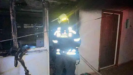 ORTACA'DA EV YANGINI