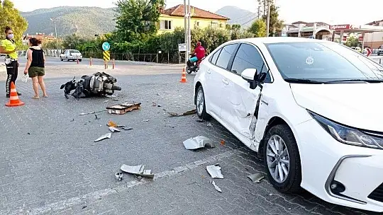 Otomobil ile motosiklet çarpıştı: 1 ağır yaralı