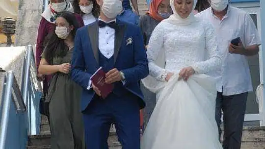 Fethiye'de 75 Günde 182 Nikah Kıyıldı