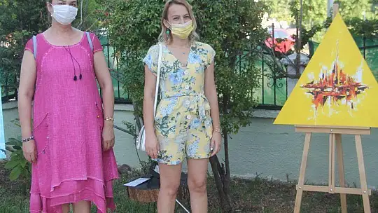 YONCA USTA'NIN RENK ODASI YOĞUN İLGİ GÖRDÜ