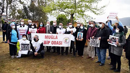 Sağlık Çalışanları için Anıt Ağaç dikildi