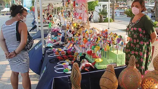 Normalleşme süreci ile stantlar açılmaya başlandı