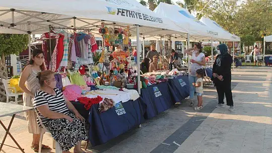 Normalleşme süreci ile stantlar açılmaya başlandı