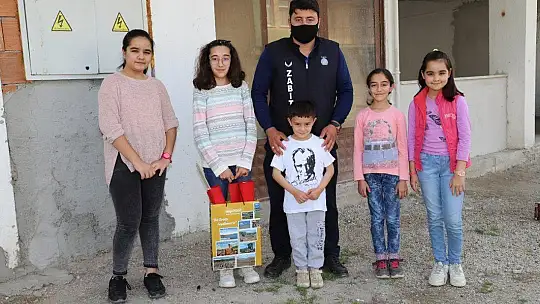 Ortaokul öğrencisinin bayrak isteği yerine getirildi