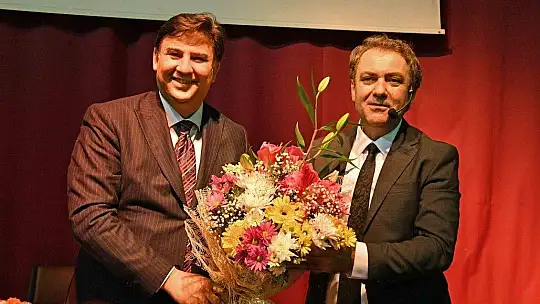 Sinan Meydan'dan Atatürk Söyleşisi