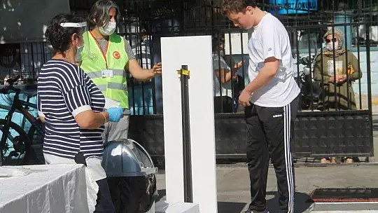 FETHİYE'DEKİ LGS SORUNSUZ GEÇTİ