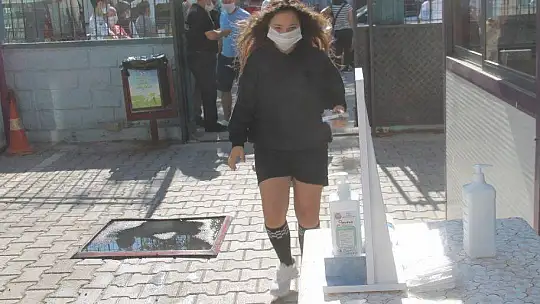 FETHİYE'DEKİ LGS SORUNSUZ GEÇTİ