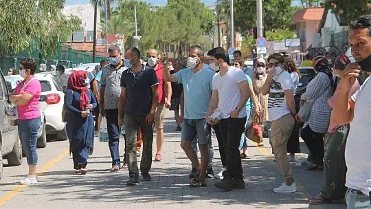 FETHİYE'DEKİ LGS SORUNSUZ GEÇTİ