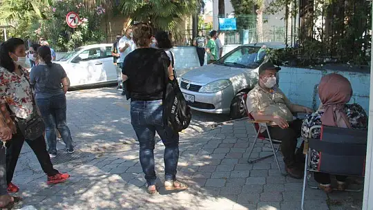 FETHİYE'DEKİ LGS SORUNSUZ GEÇTİ