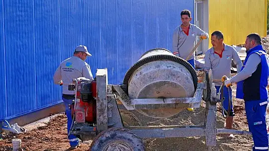 Belediye & Saran Holding işbirliğinde Spor Salonu yapılıyor