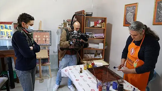 Tarihi Zahire Pazarı ve Türk Ebru Sanatı 'France 5 TV' kanalında 